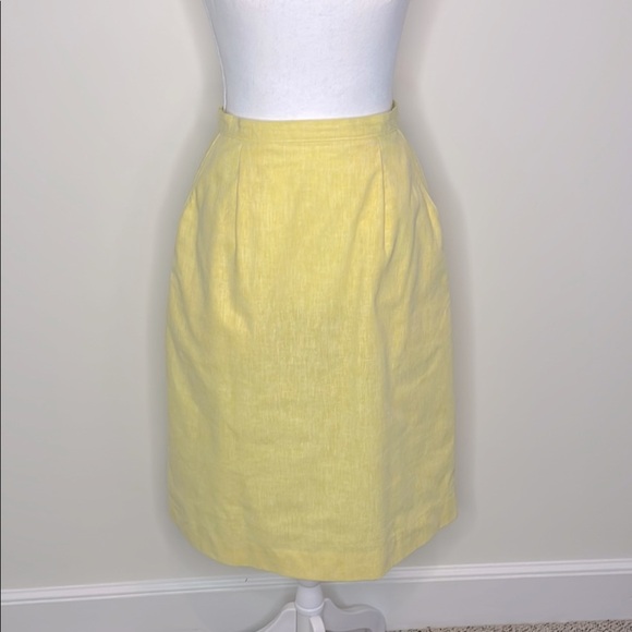 Vintage Yellow Linen Like Skirt. Size 6 - Picture 1 of 9